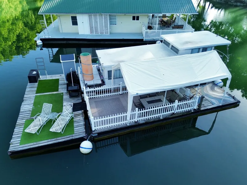 Slide: The Image of Custom 9 x 27 Floating Cabin - 1969 Drift-R-Cruz - 238sqft 1969 - 6146197