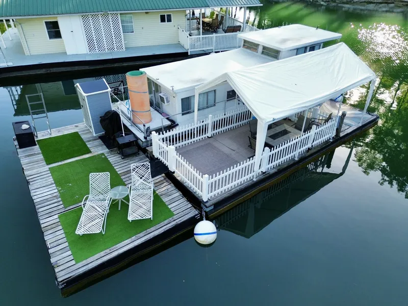 Slide: The Image of Custom 9 x 27 Floating Cabin - 1969 Drift-R-Cruz - 238sqft 1969 - 6146198