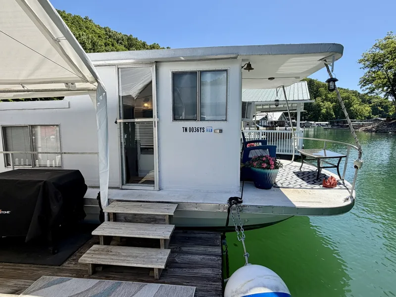 Slide: The Image of Custom 9 x 27 Floating Cabin - 1969 Drift-R-Cruz - 238sqft 1969 - 6146077