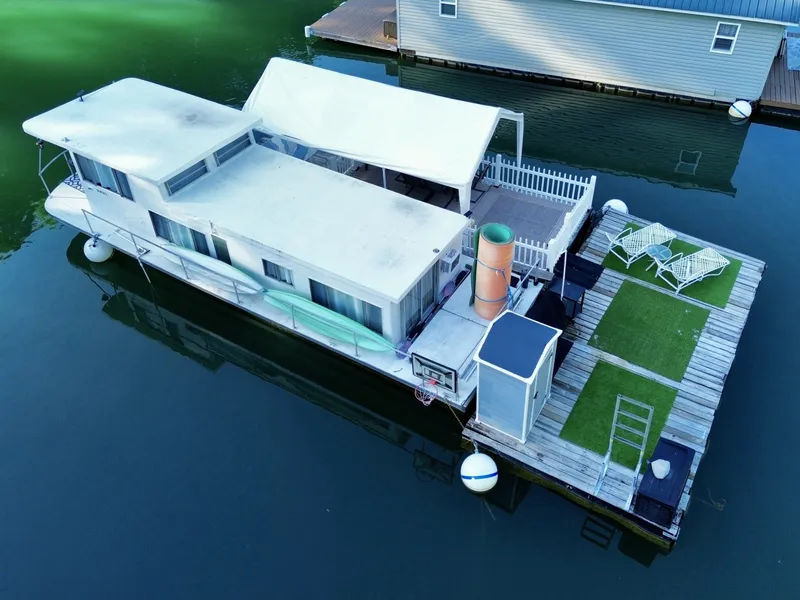 Slide: The Image of Custom 9 x 27 Floating Cabin - 1969 Drift-R-Cruz - 238sqft 1969 - 6146064