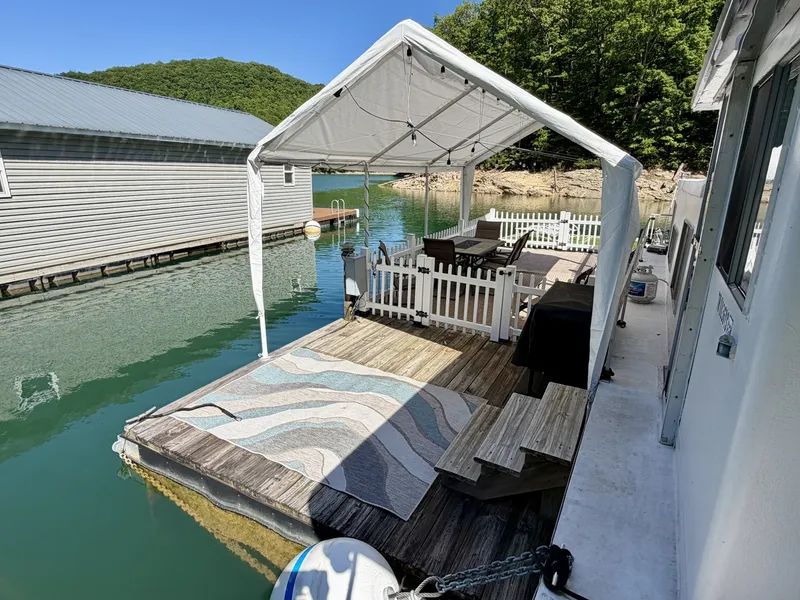 Slide: The Image of Custom 9 x 27 Floating Cabin - 1969 Drift-R-Cruz - 238sqft 1969 - 6146125
