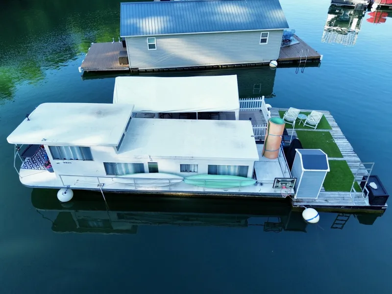 Slide: The Image of Custom 9 x 27 Floating Cabin - 1969 Drift-R-Cruz - 238sqft 1969 - 6146065