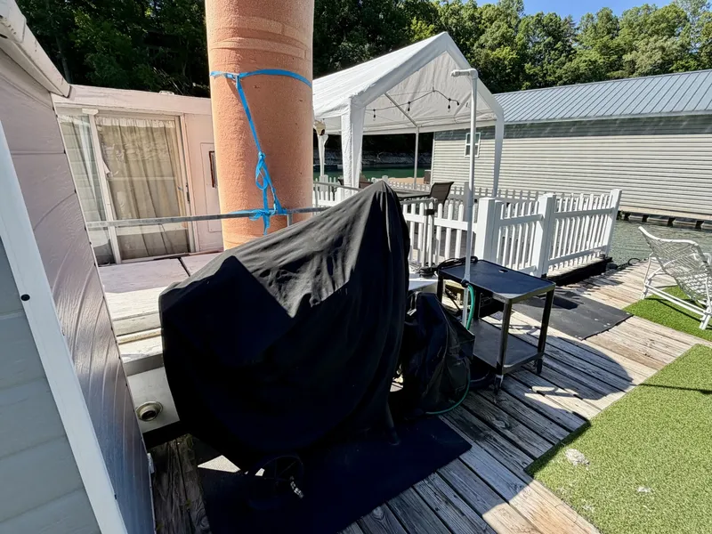 Slide: The Image of Custom 9 x 27 Floating Cabin - 1969 Drift-R-Cruz - 238sqft 1969 - 6146144