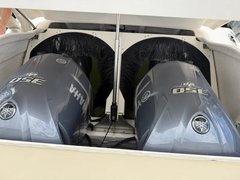 Slide: The Image of Pursuit SC 365i Sport Coupe 2016 - 6225836