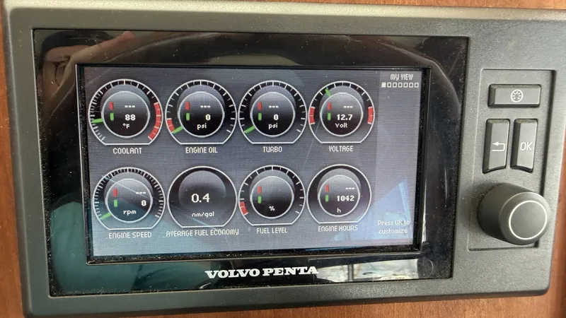 Slide: The Image of Dedicated Volvo Display - 6306561