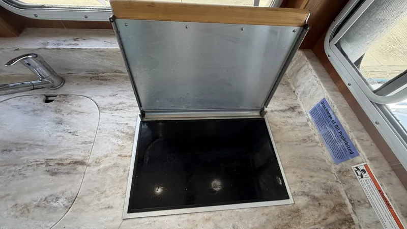 Slide: The Image of Induction Cooktop - 6306546