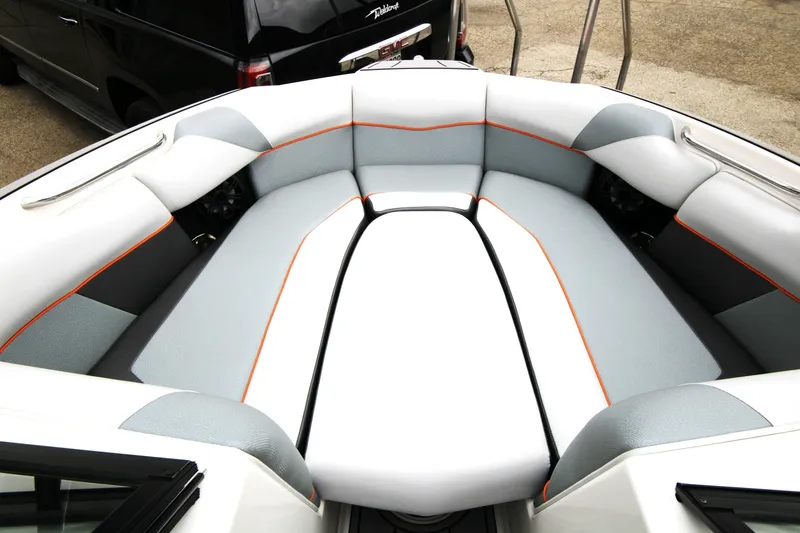 Slide: The Image of Moomba Mojo 2018 - 6151701