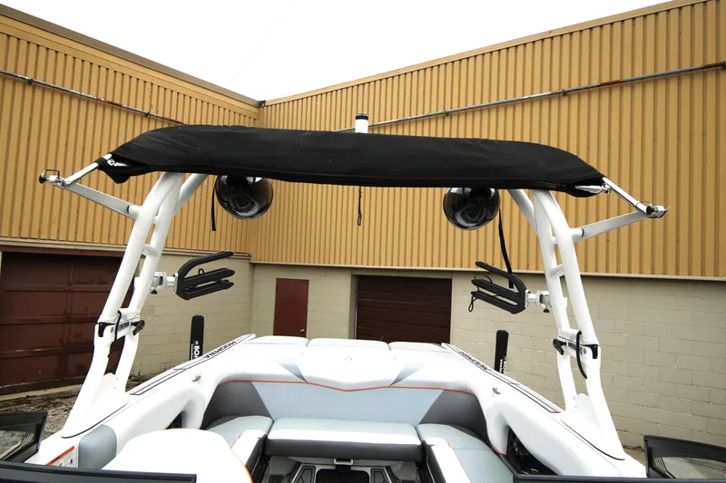 Slide: The Image of Moomba Mojo 2018 - 6151722