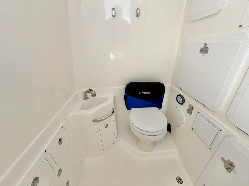 Slide: The Image of Edgewater 268 CC 2007 - 6152060