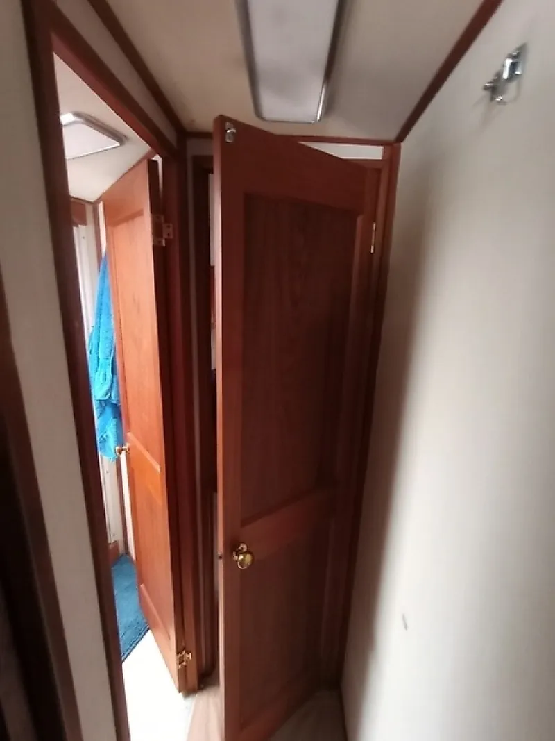 Slide: The Image of 0005711586 - 6152166