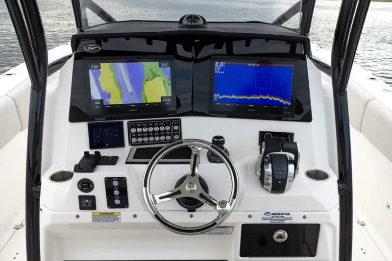 Slide: The Image of Sea Fox 328 Commander 2027 - 6155051