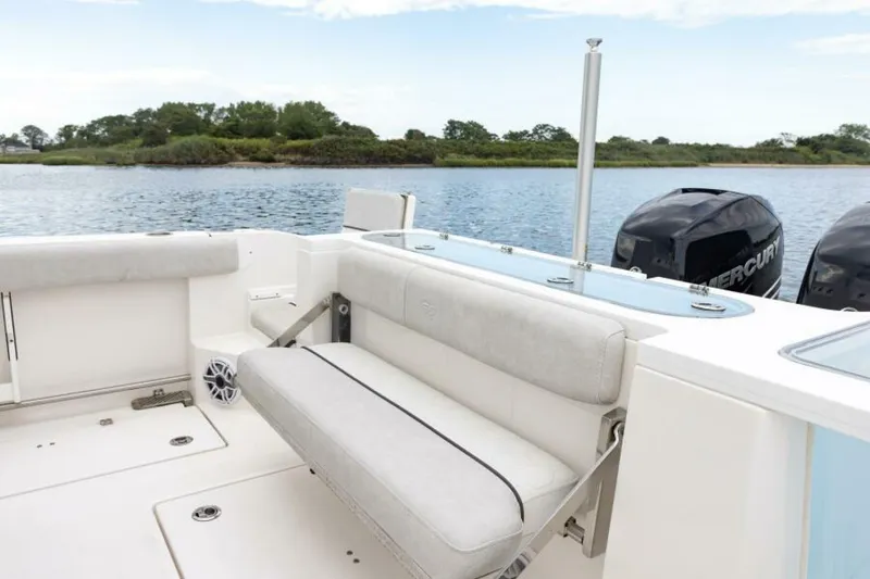 Slide: The Image of Sea Fox 328 Commander 2027 - 6155056