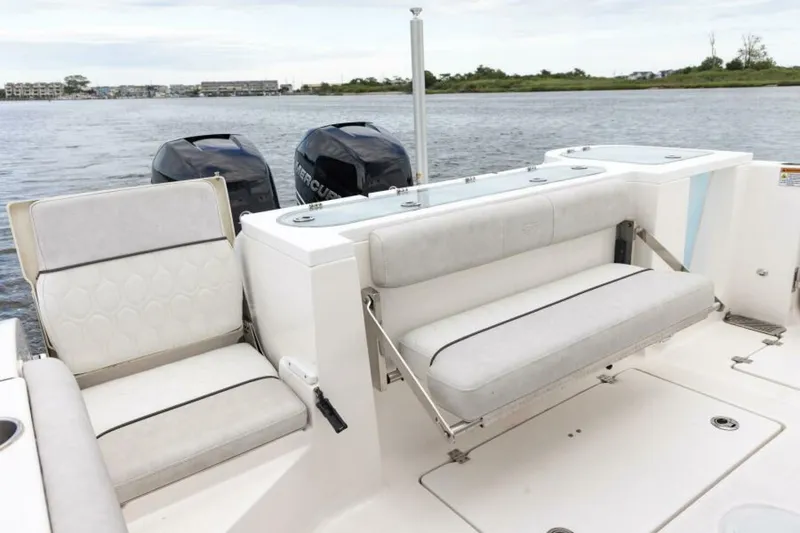 Slide: The Image of Sea Fox 328 Commander 2027 - 6155064