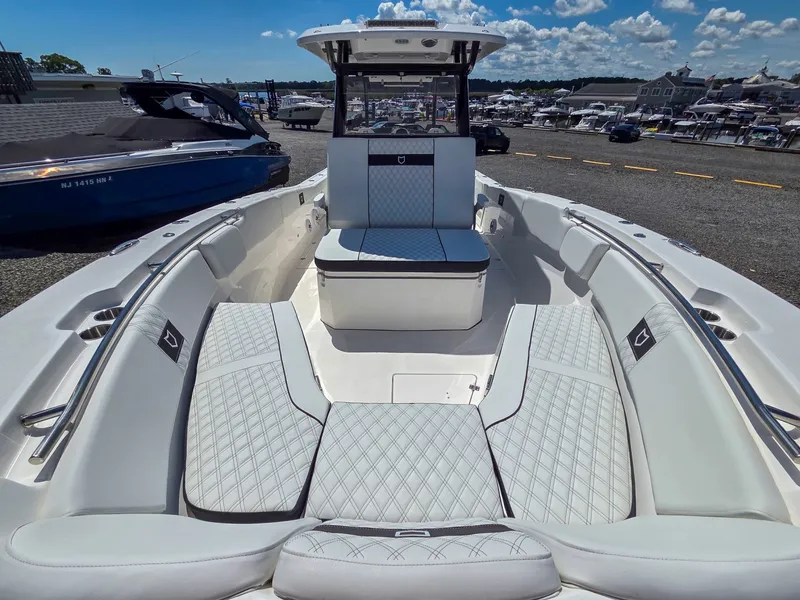 Slide: The Image of Sea Fox 328 Commander 2027 - 7581786
