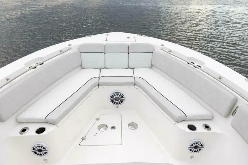Slide: The Image of Sea Fox 328 Commander 2027 - 6155088