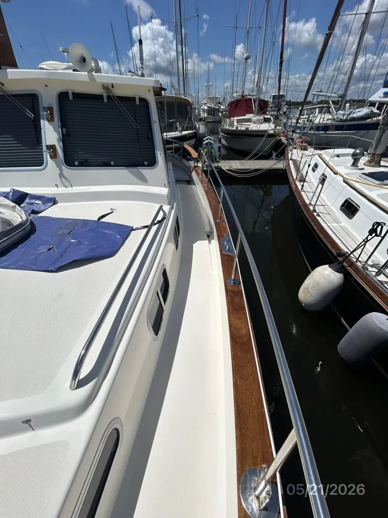 Slide: The Image of 43' Menorquin port side deck1 - 6155189