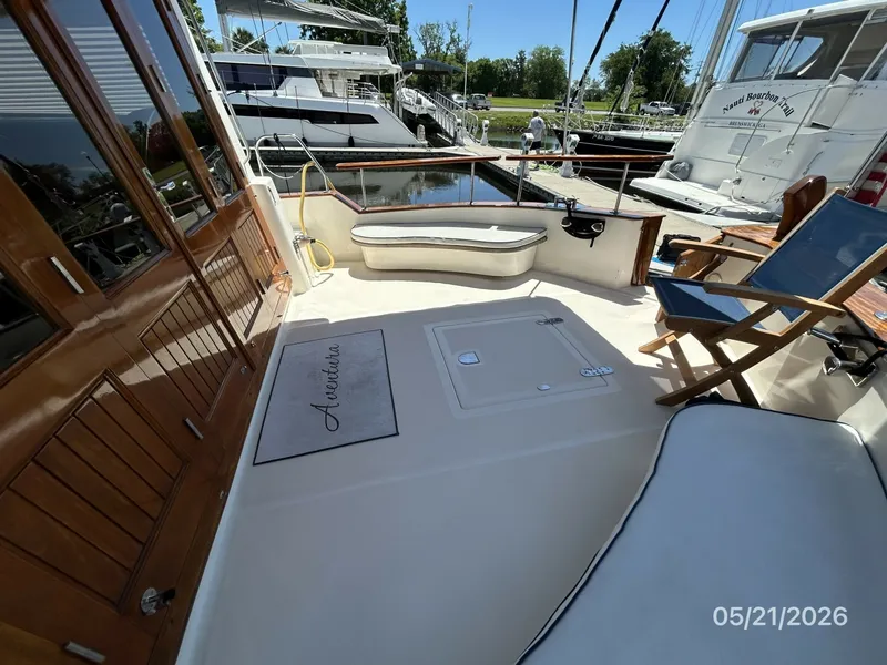 Slide: The Image of 43' Menorquin aftdeck starboard - 6155146