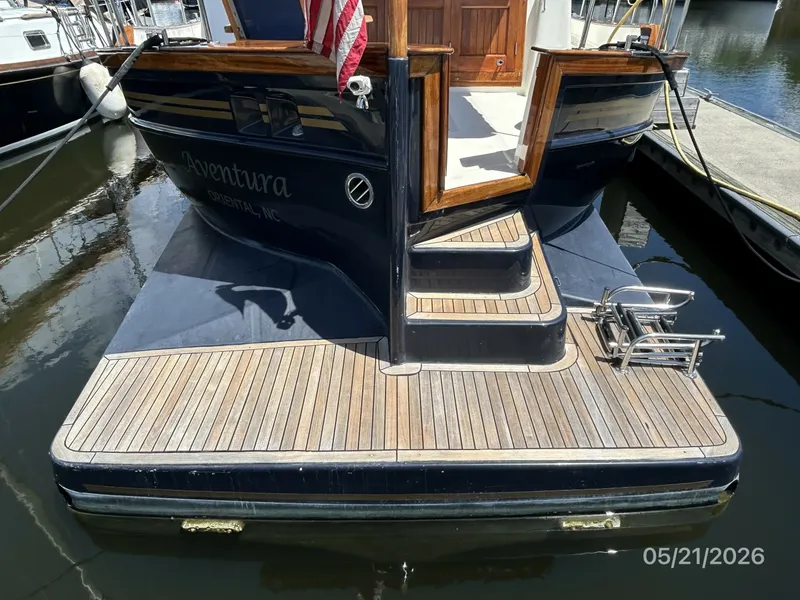 Slide: The Image of 43' Menorquin swimplatform - 6155201