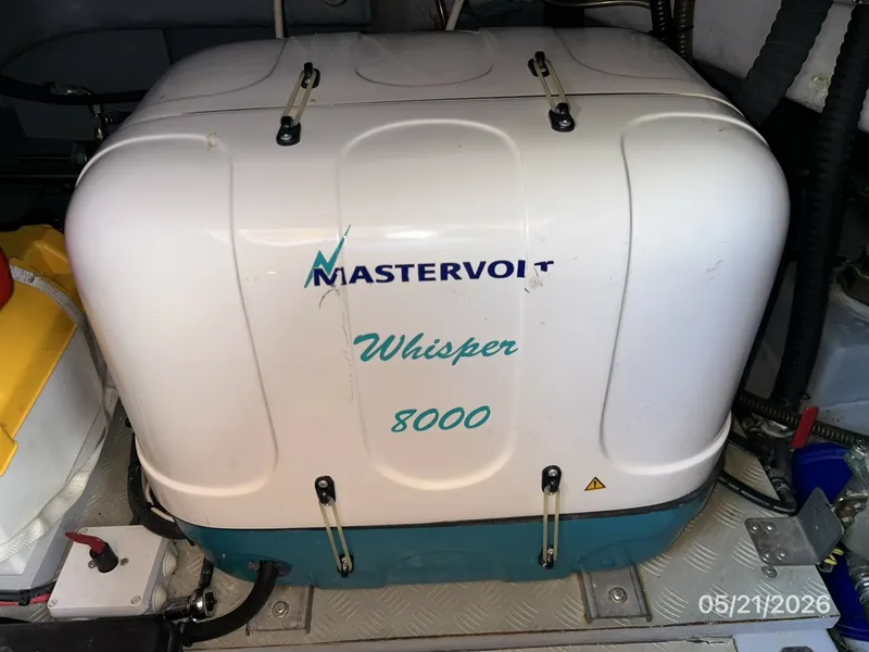 Slide: The Image of 43' Menorquin generator sound box - 6155167