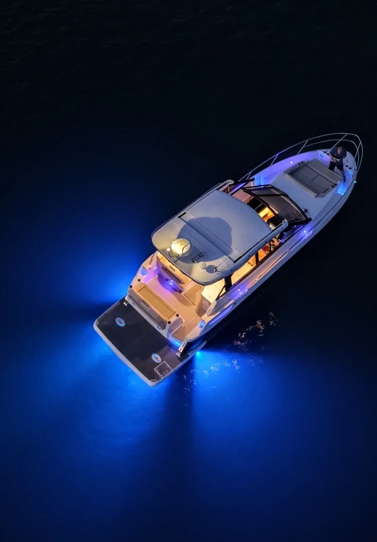 Slide: The Image of Regal 36 Grand Coupe 2022 - 6155289