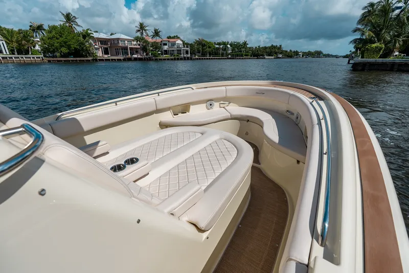 Slide: The Image of Chris-Craft 30 Catalina 2024 - 6163763