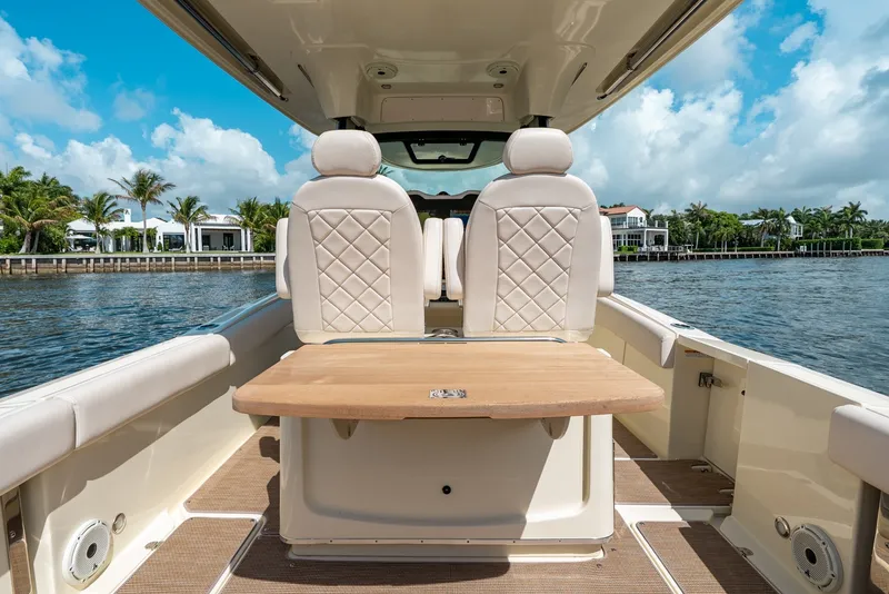 Slide: The Image of Chris-Craft 30 Catalina 2024 - 6163781