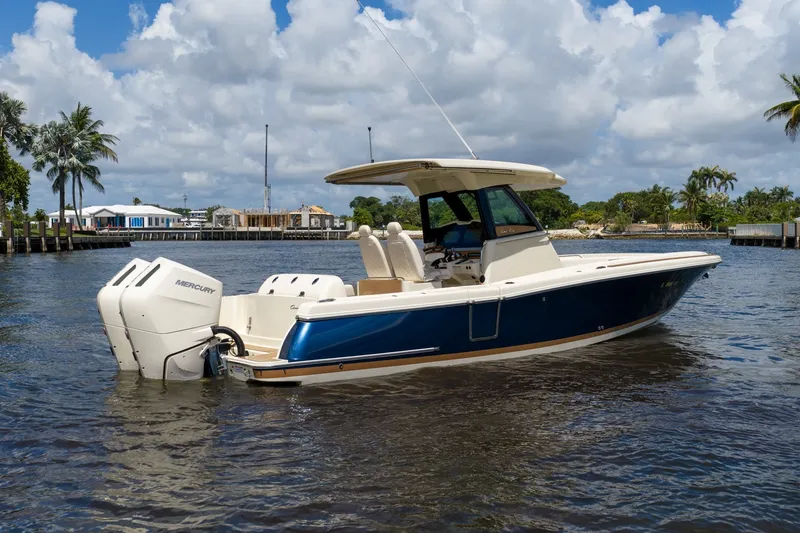 Slide: The Image of Chris-Craft 30 Catalina 2024 - 6163794