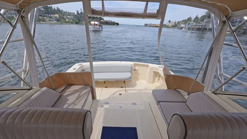 Slide: The Image of Mainship Pilot 34 2004 - 6181905