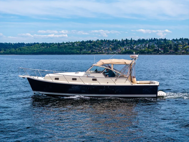 Slide: The Image of Mainship Pilot 34 2004 - 6181917