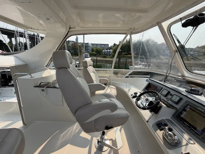 Slide: The Image of Carver Yachts 47MY 2008 - 7521119