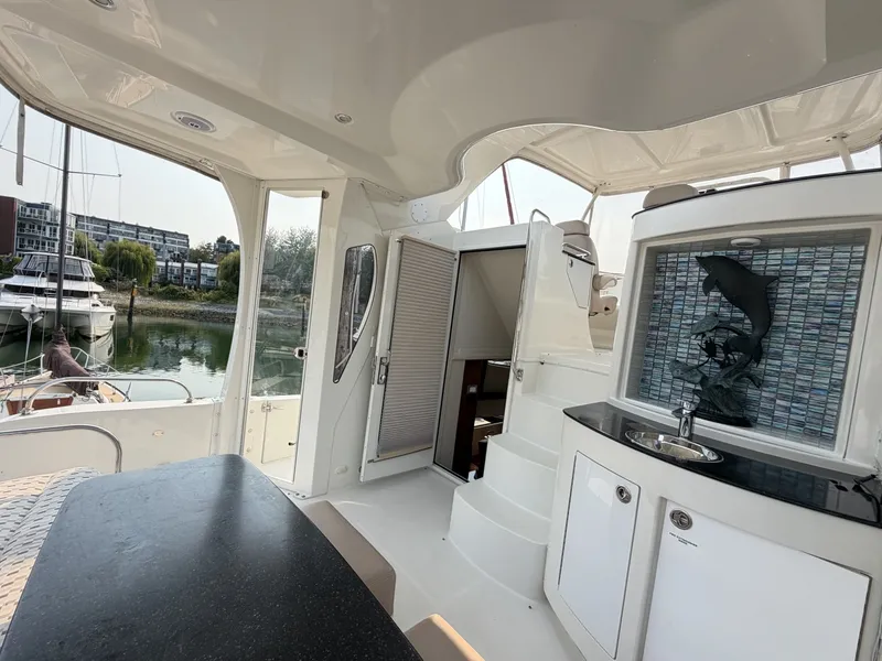 Slide: The Image of Carver Yachts 47MY 2008 - 7521136