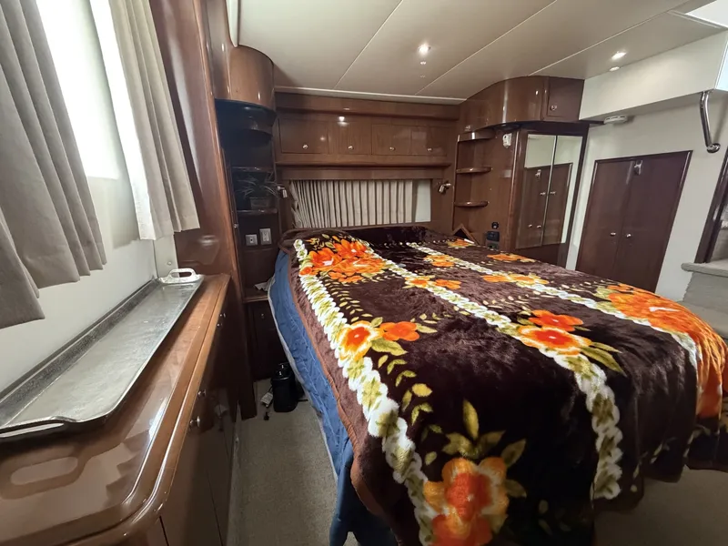 Slide: The Image of Carver Yachts 47MY 2008 - 6194124