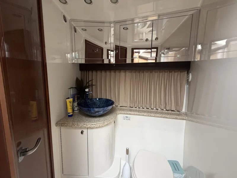Slide: The Image of Carver Yachts 47MY 2008 - 6194109