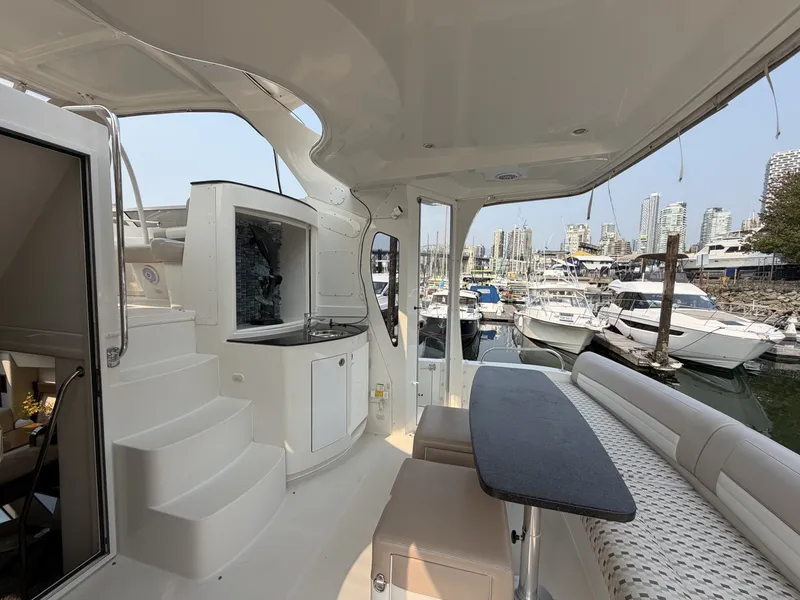 Slide: The Image of Carver Yachts 47MY 2008 - 7521114