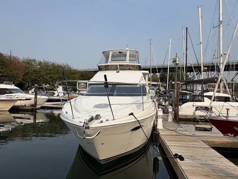 Slide: The Image of Carver Yachts 47MY 2008 - 8048596