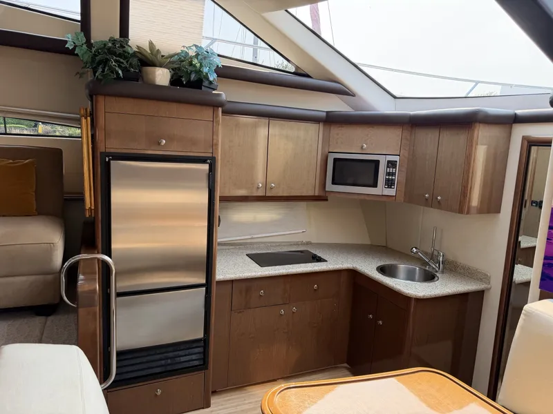 Slide: The Image of Carver Yachts 47MY 2008 - 8048856