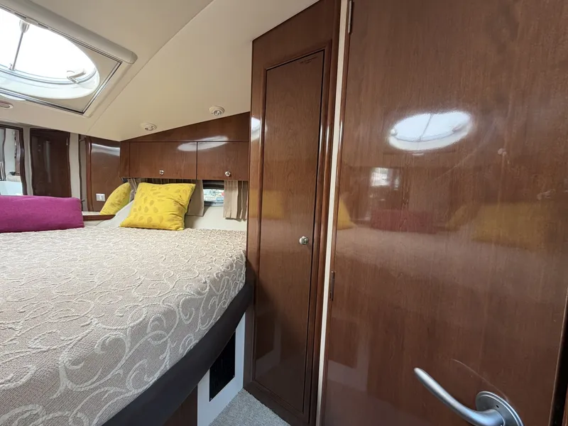 Slide: The Image of Carver Yachts 47MY 2008 - 8048867