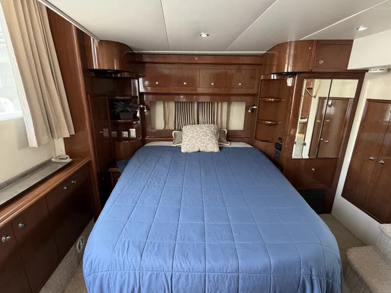 Slide: The Image of Carver Yachts 47MY 2008 - 7521135