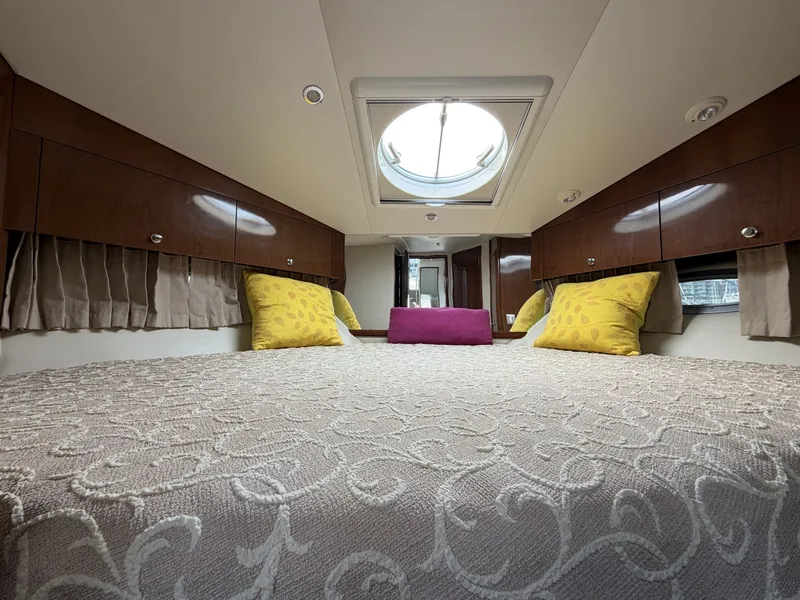 Slide: The Image of Carver Yachts 47MY 2008 - 7521118