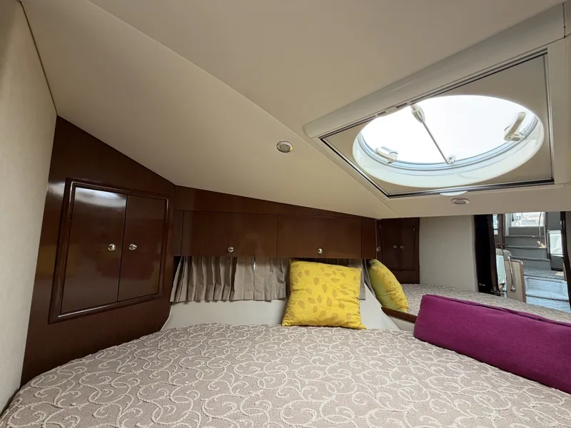 Slide: The Image of Carver Yachts 47MY 2008 - 8048868