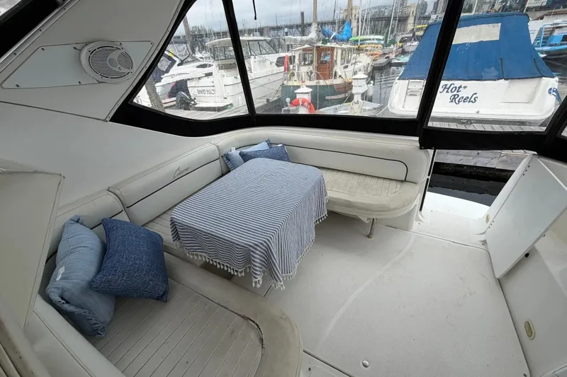 Slide: The Image of Bayliner 3055 Ciera 1999 - 6203553