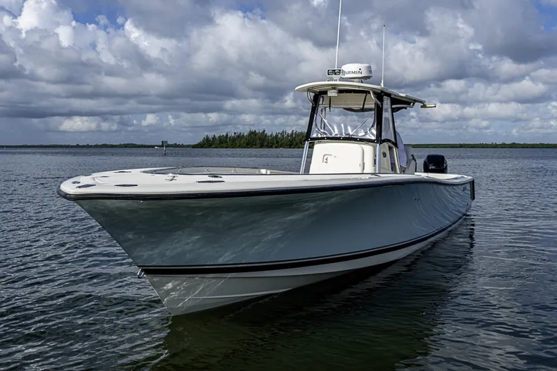 Slide: The Image of Pursuit 3480 Center Console 2005 - 6180101