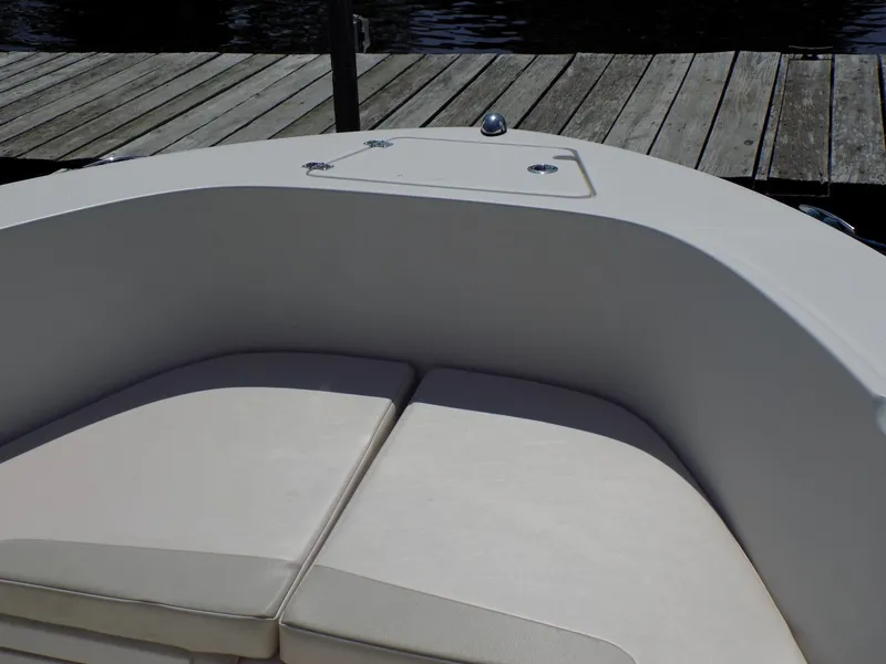 Slide: The Image of Bow seats - 6180108