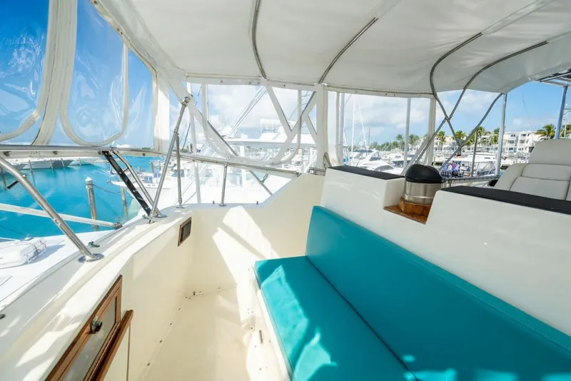Slide: The Image of Hatteras Yacht Fish 1979 - 6180179