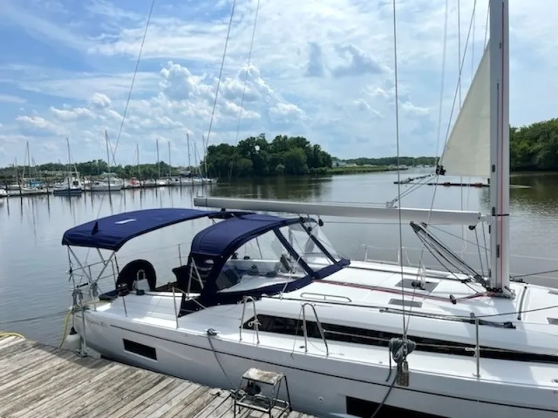 Slide: The Image of Beneteau 40 2022 - 6181384