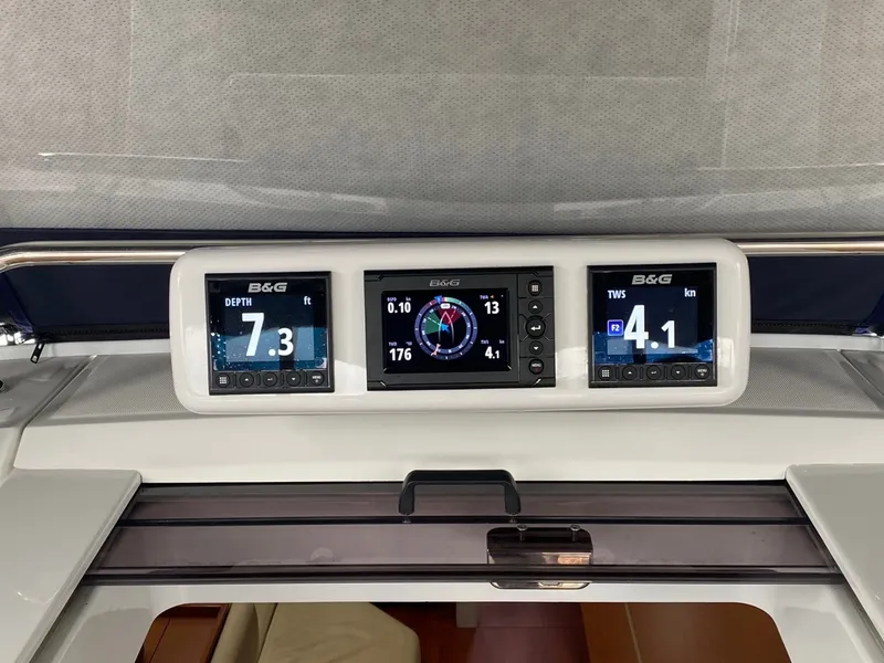 Slide: The Image of Beneteau 51.1 2019 - 6181451