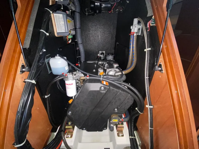 Slide: The Image of Beneteau 51.1 2019 - 6181454