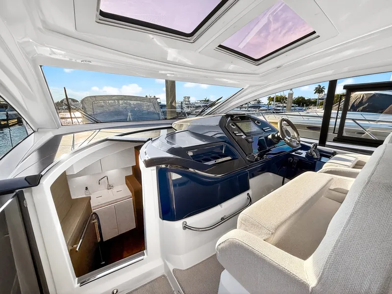 Slide: The Image of Beneteau Gran Turismo 45 2023 - 6181586