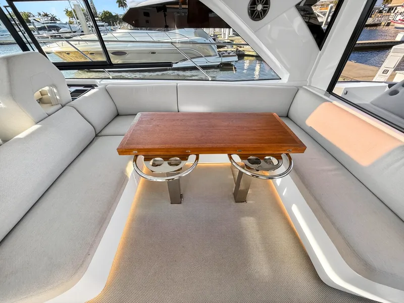 Slide: The Image of Beneteau Gran Turismo 45 2023 - 6181609