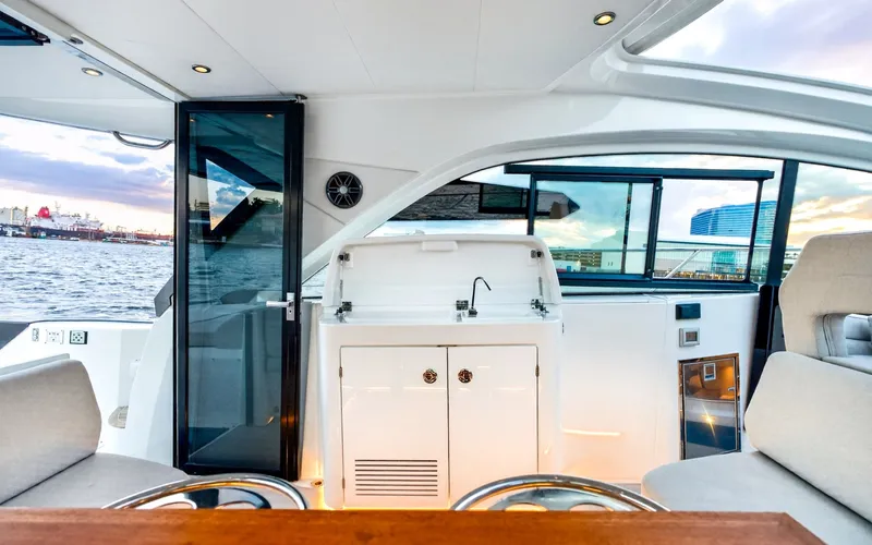 Slide: The Image of Beneteau Gran Turismo 45 2023 - 6181612